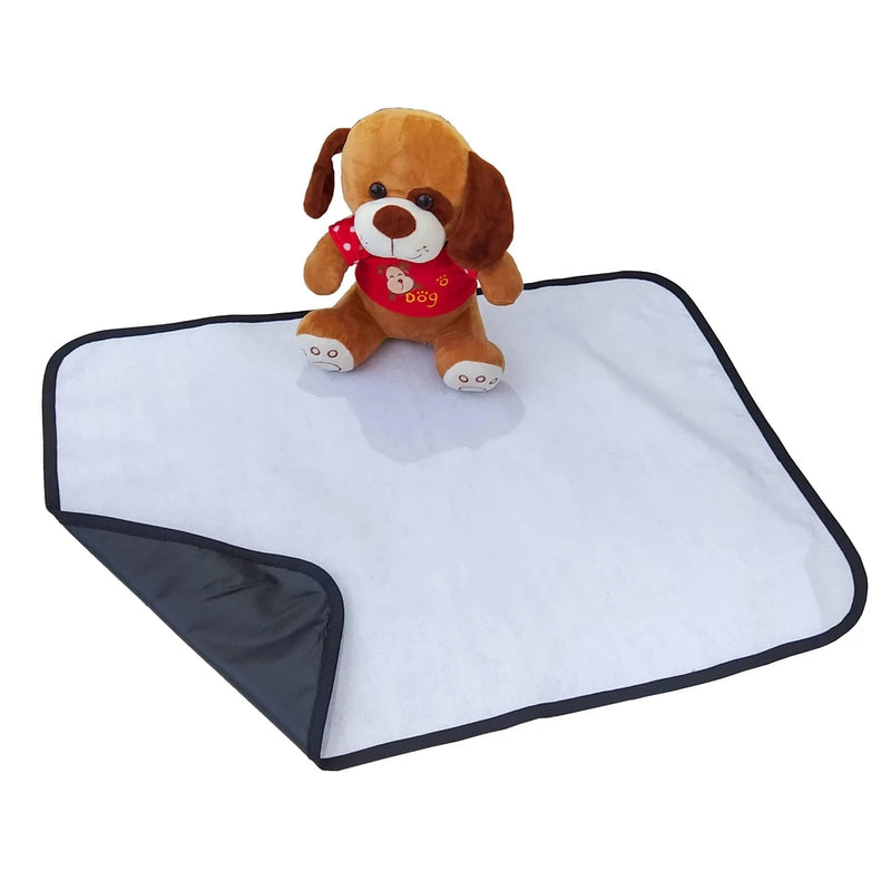 Kit 3 Tapetes Higiênicos Laváveis 80x60cm Branco com Borda Preta. Vila Flor Pee Dog GG